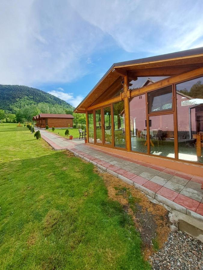 Casutele Din Retezat Hotel Nucsoara  Exterior photo